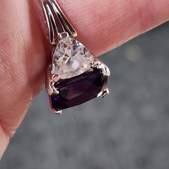 Amethyst Sapphire Diamond Twist  9ct Siberian amethyst w/white sapphire ring set in platinum and white gold